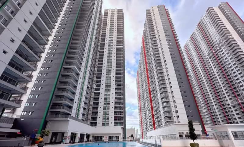 Service Residence for Sale at Serviced Residence @ Razak City Residences (RC Residences) - Yk Yong - Exterior - PropertyGuru.com.my