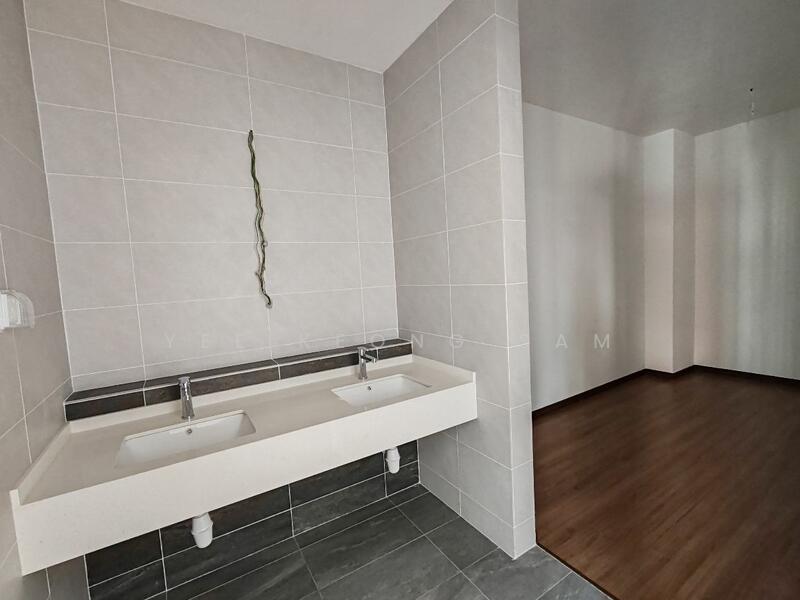 For Sale - 3-storey Terraced House at Taman Puchong Legenda