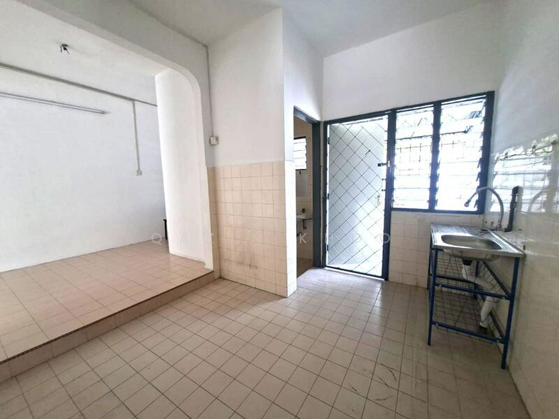 Untuk Dijual - Taman Cempaka Double Storey Terrace Corner Lot