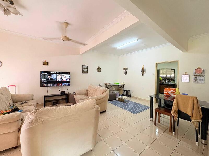 2-storey Terraced House for Sale in Subang Bestari (Shah Alam) - Nazri Hassan - PropertyGuru.com.my