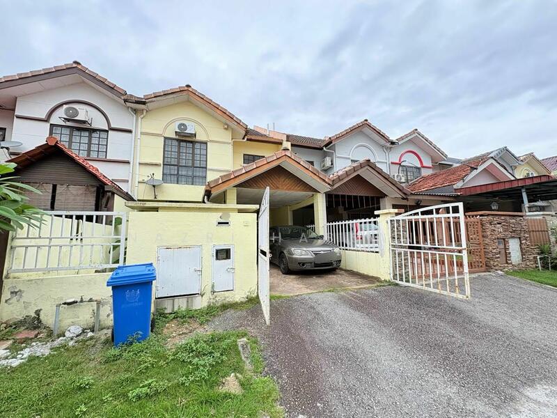 2-storey Terraced House for Sale in Subang Bestari (Shah Alam) - Nazri Hassan - PropertyGuru.com.my
