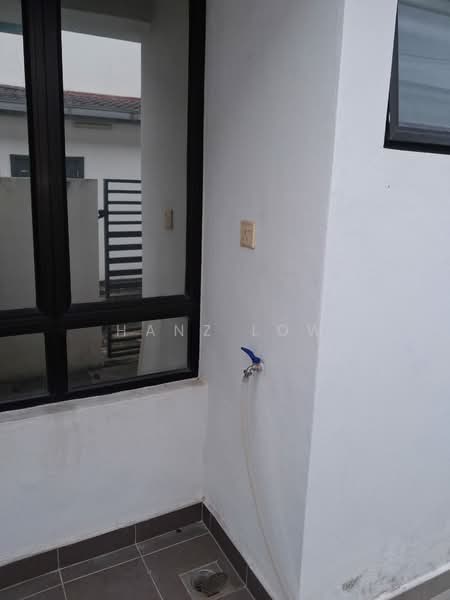 2-storey Terraced House for Rent in Rawang (Selangor) - Hanz Low - Exterior - PropertyGuru.com.my