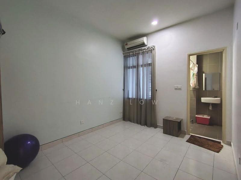 2-storey Terraced House for Rent in Rawang (Selangor) - Hanz Low - Bathroom - PropertyGuru.com.my