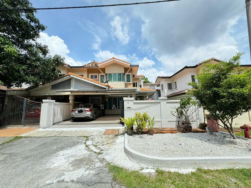 Untuk Dijual - Renovated 2 Storey End Lot Terrace @ Kelana Idaman PJU 1, Ara Damansara