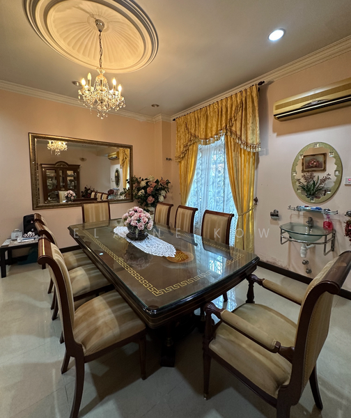 For Sale - Bungalow at Seksyen 11