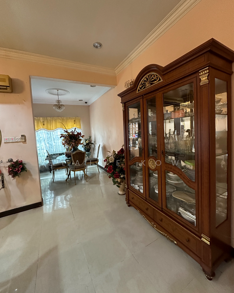 For Sale - Bungalow at Seksyen 11