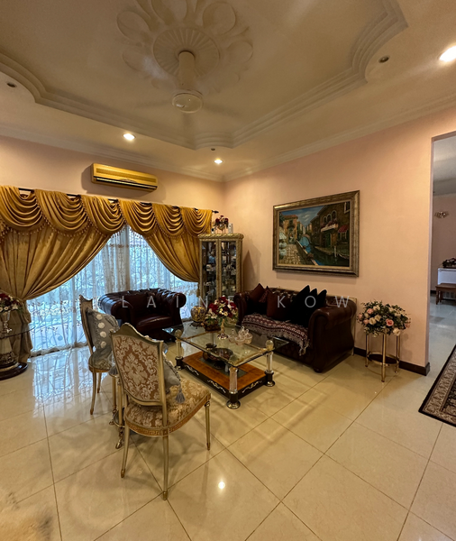 For Sale - Bungalow at Seksyen 11