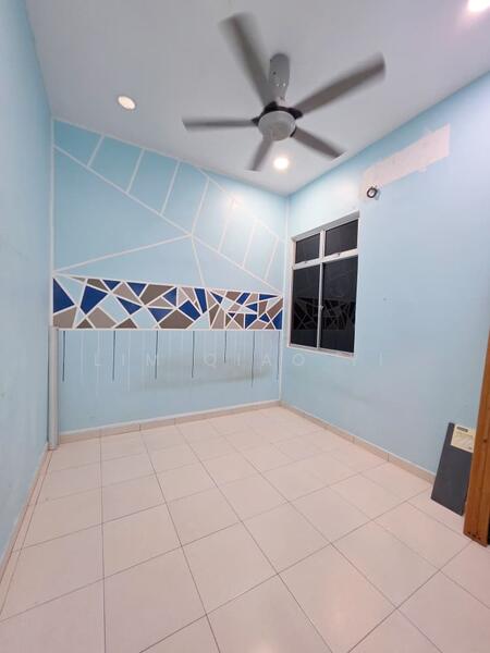 Untuk Dijual - Single Storey Terrace Corner Lot Jalan Wira Jaya, Taman Wira Jaya, Parit Raja, Batu Pahat, Johor.