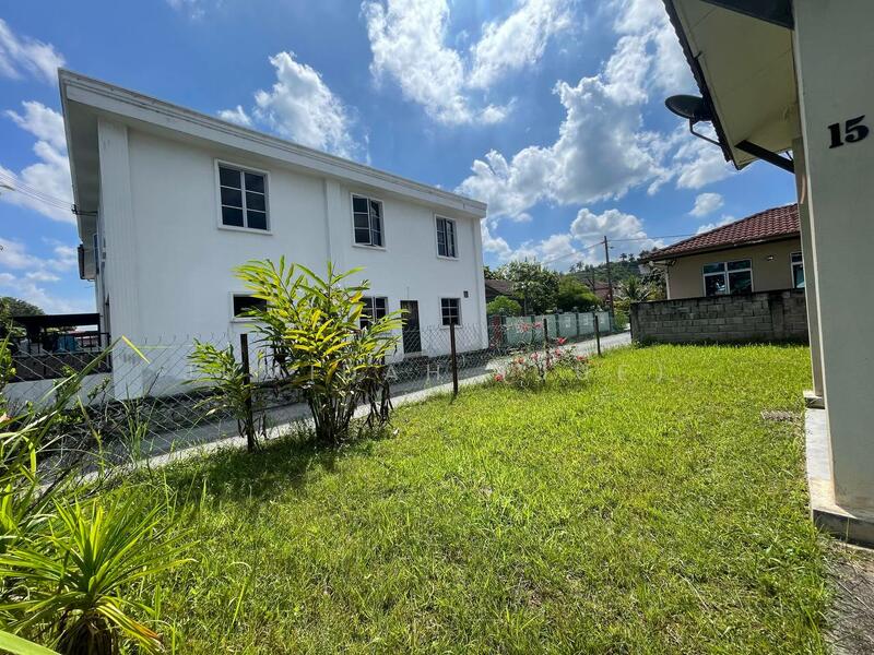 End Lot Semi-D Cluster Lautan Samudera Puncak Alam. Tanah Luas ????