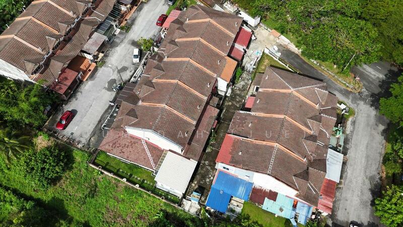 CORNER LOT END ROAD.DOUBLE STOREY TERRACE HOUSEJALAN DESA MEWAH 20.TAMAN DESA MEWAH, SEMENYIH.
