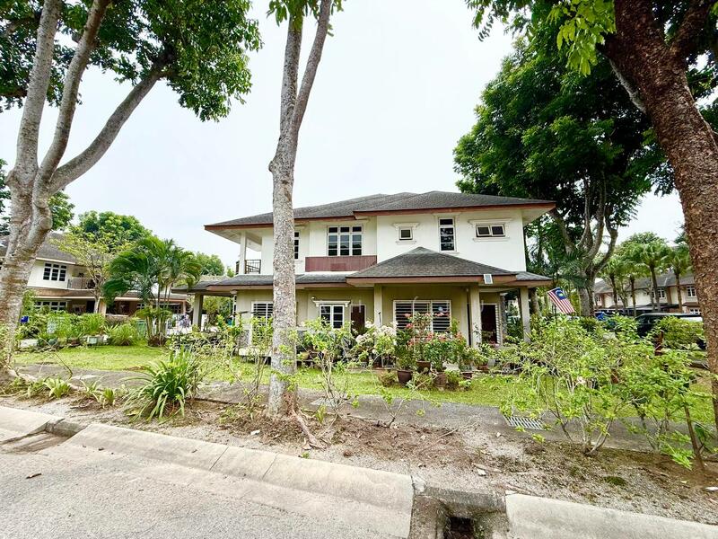 CORNER LOT????????Double Storey Serinity Garden Homes Perdana Lakeview East Cyberjaya • RENOVATED