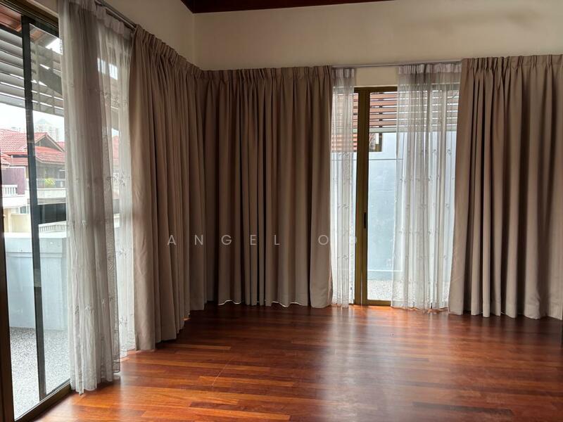 For Sale - Duta Tropika 3 storey Semid Publika Mont Kiara Kuala Lumpur