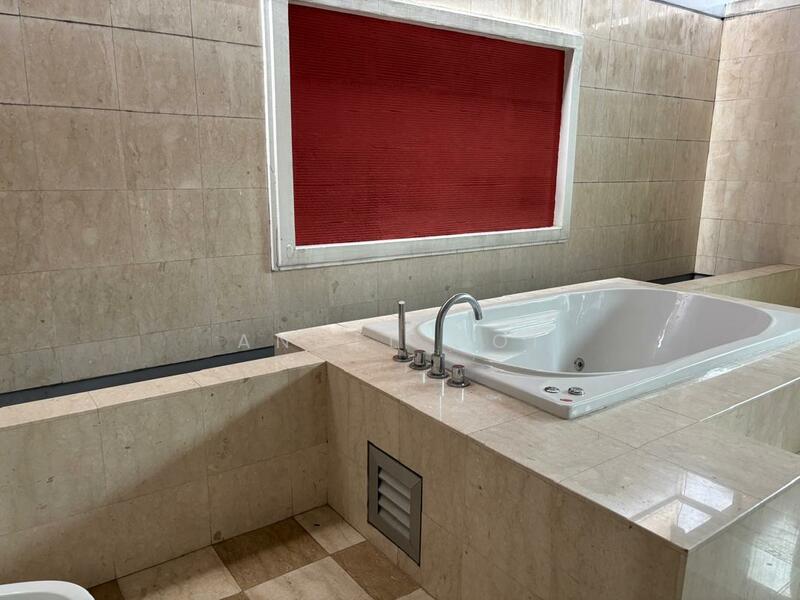 For Sale - Duta Tropika 3 storey Semid Publika Mont Kiara Kuala Lumpur