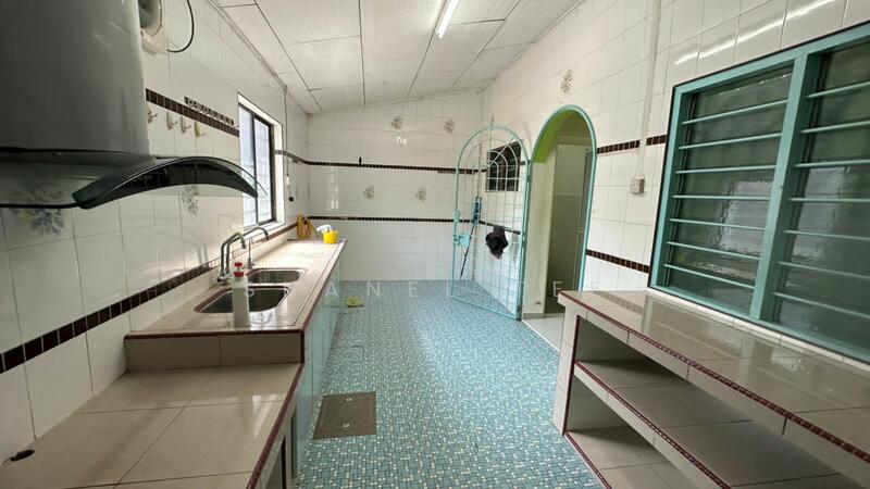 For Sale - Taman Kampung Majid