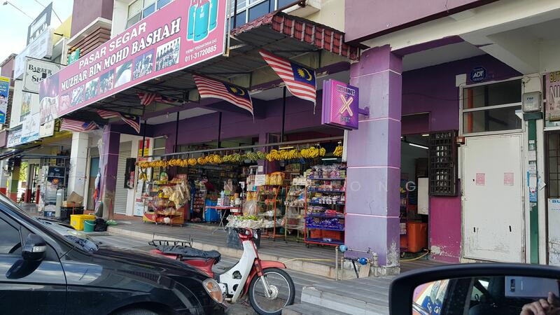 For Sale - [Taman Pelangi Semenyih 2 ] Ample Carpark