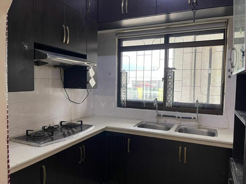 For Sale - Desa Selatan