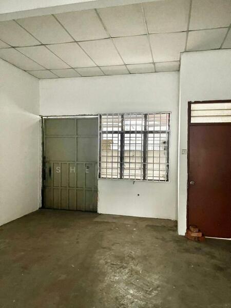 For Sale - Prime Bukit Indah @ Single Storey Shoplot