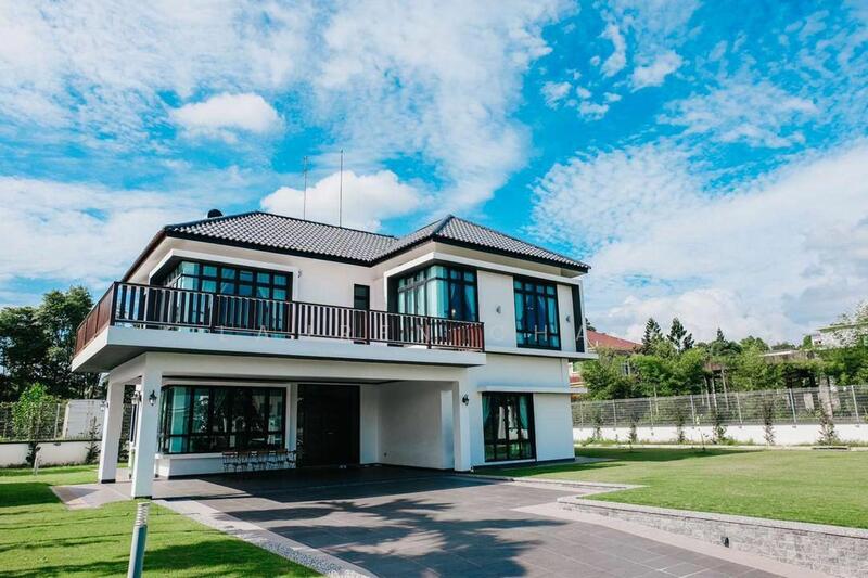 Untuk Disewa - Country Residency