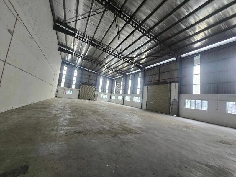 Untuk Disewa - Semi-D factory at Taman Perindustrian Air Hitam