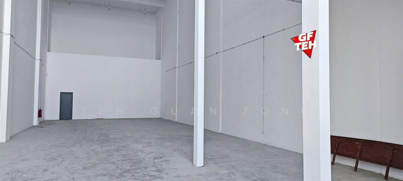 For Sale - 1.5 Storey Warehouse | Chain Ferry | Near Bagan Baru