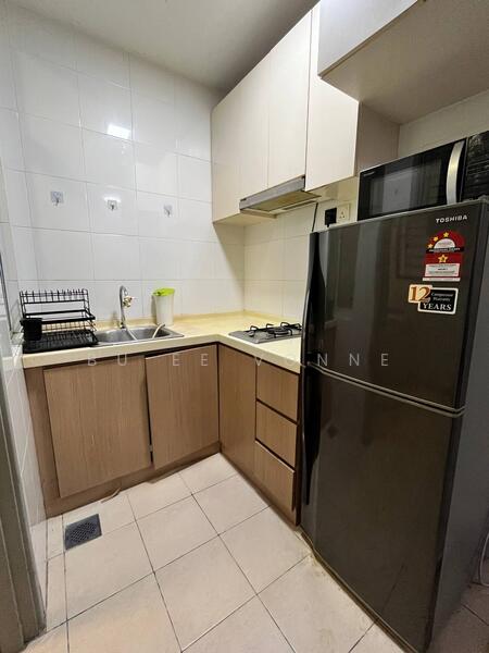 Service Residence for Sale at Pangsapuri Tanah Emas (Golden Sands) - Bu Ee Vonne - PropertyGuru.com.my