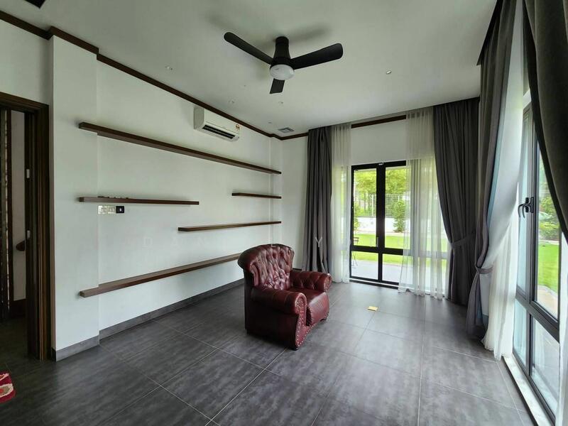 For Sale - Bungalow at Bandar Seri Alam