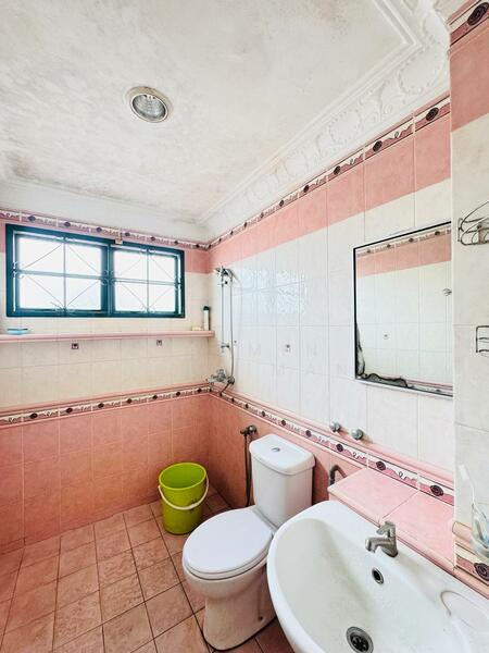 For Sale - END LOT Double Storey Terrace Kota Damansara