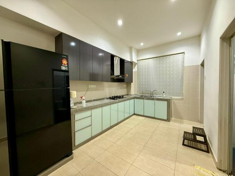 Untuk Dijual - Double Storey Corner Lot Sierra Perdanas