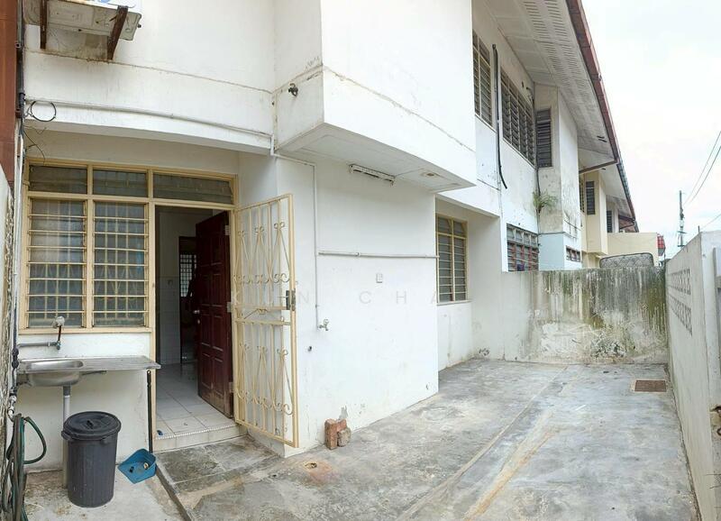 For Rent - taman perling