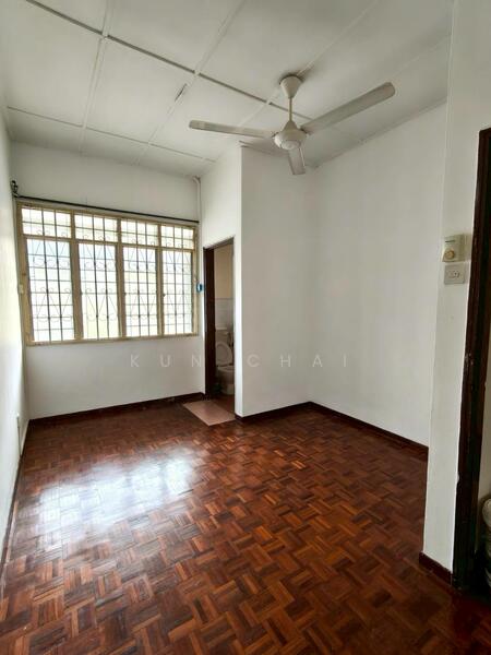 For Rent - taman perling