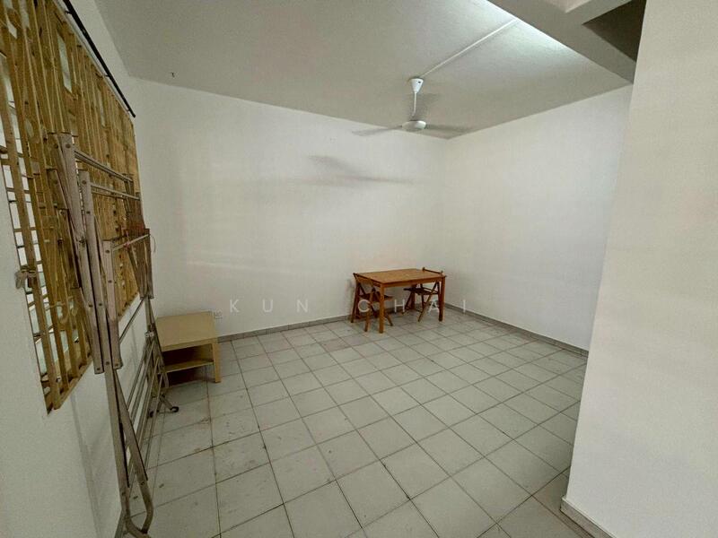 For Rent - taman perling