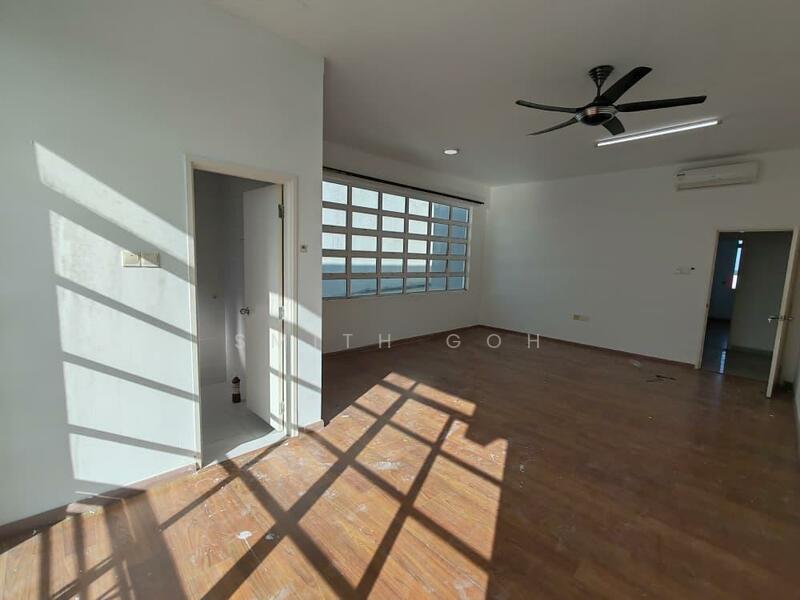 For Sale - Nusa Heights (Nusa Puncak)