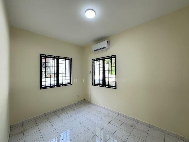 Untuk Disewa - jalan bayu