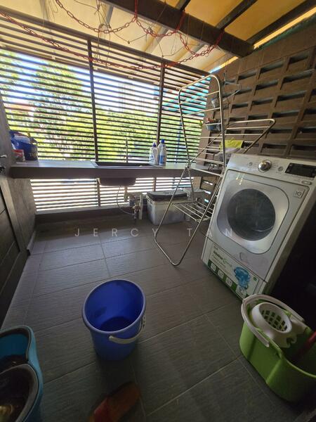 Untuk Dijual - Taman Esplanad