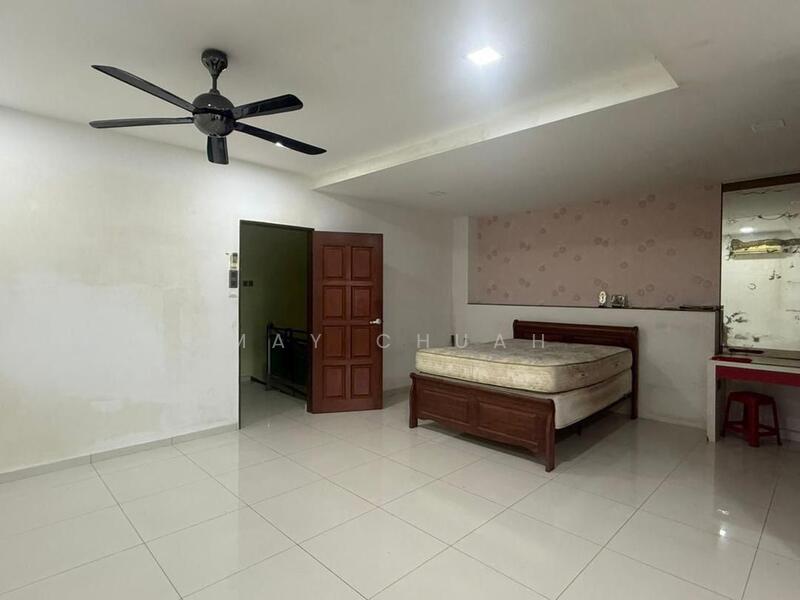 For Sale - Taman Bukit Kempas