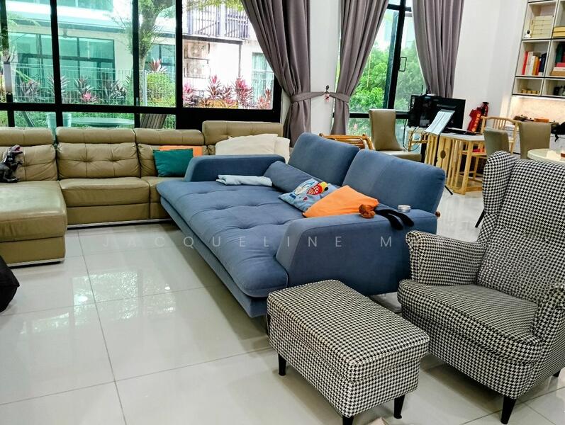 For Rent - Semi-Detached House at Serdang