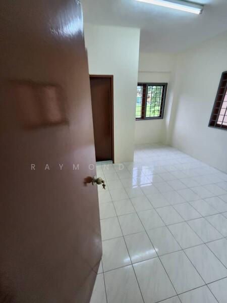 For Rent - Ria Apartment