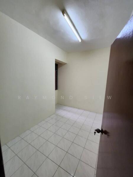 For Rent - Ria Apartment