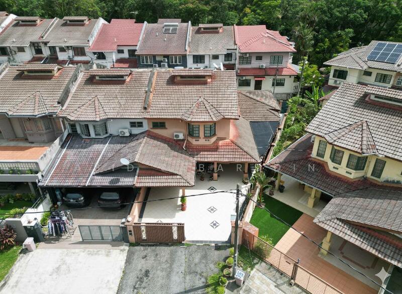 For Sale - Renovated 2 Storey End Lot Terrace @ Rimba Riang, Kota Damansara