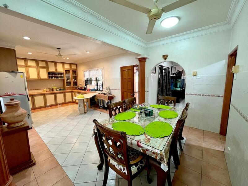 For Sale - Renovated 2 Storey End Lot Terrace @ Rimba Riang, Kota Damansara