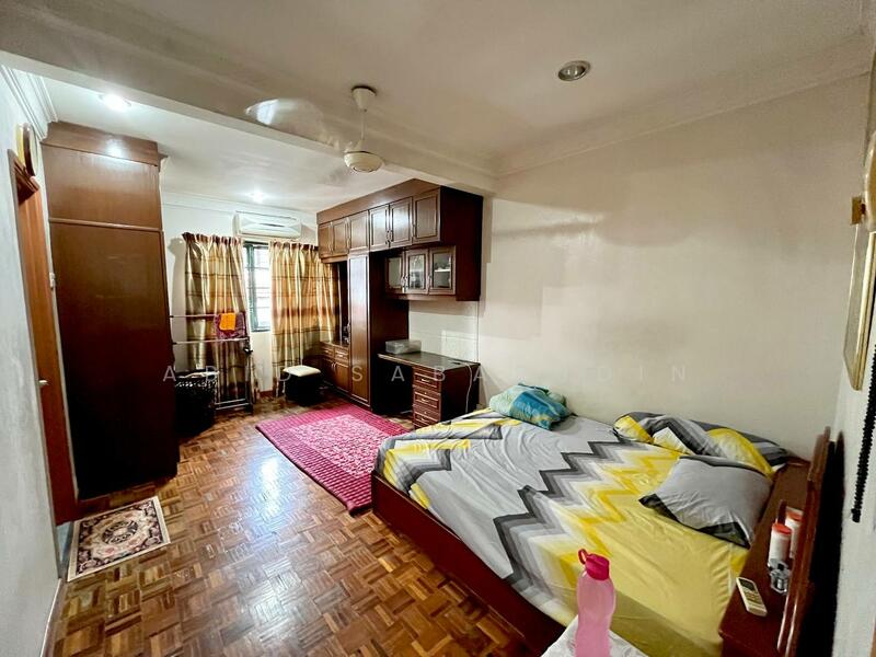 For Sale - Renovated 2 Storey End Lot Terrace @ Rimba Riang, Kota Damansara