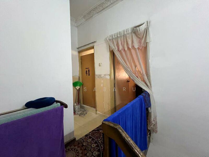 For Sale - Extended 2 Storey Corner Lot Terrace @ Taman Cempaka, Ampang