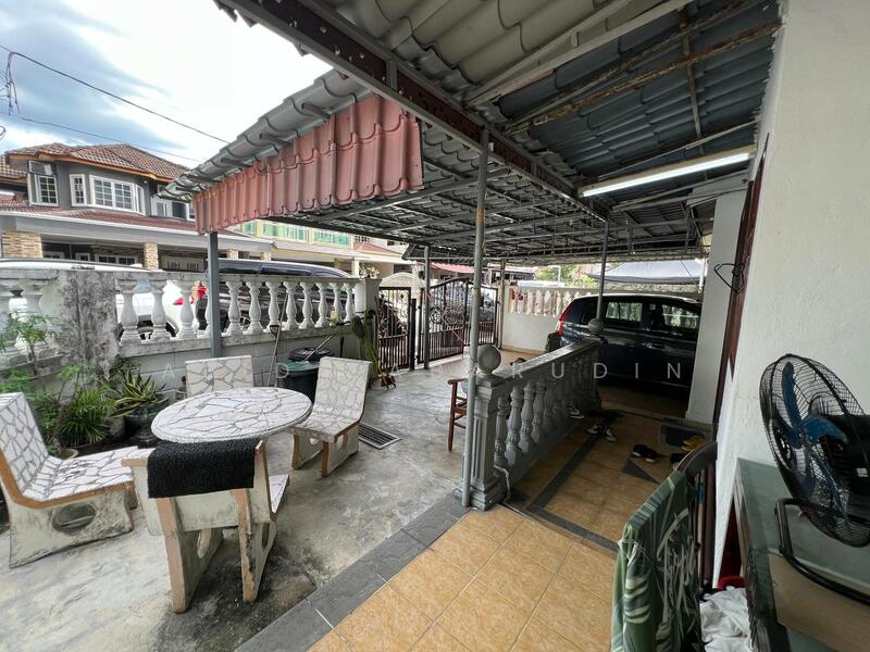 For Sale - Extended 2 Storey Corner Lot Terrace @ Taman Cempaka, Ampang