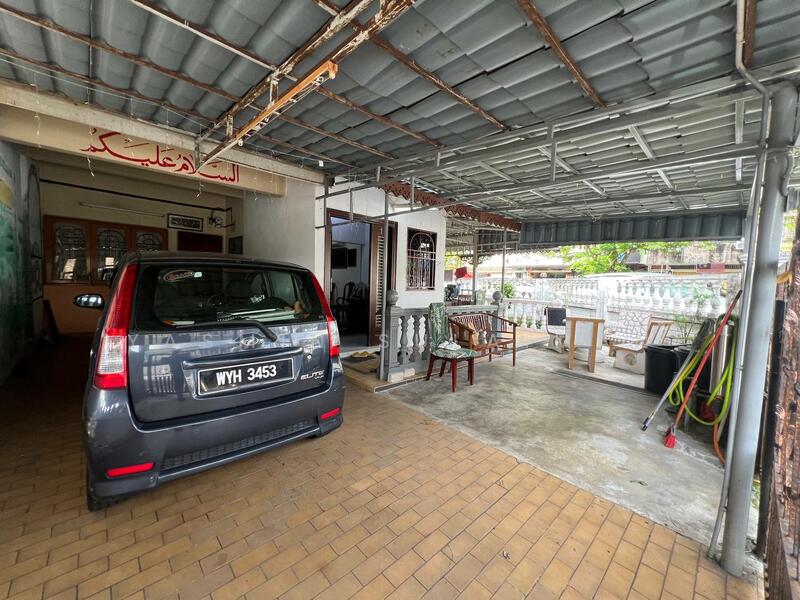 Untuk Dijual - CORNER LOT Double Storey Taman Cempaka Ampang