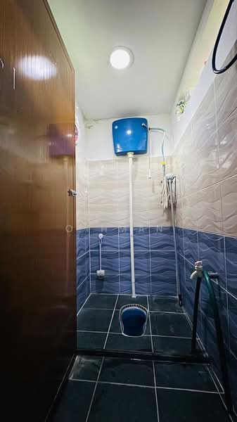 Rumah Teres 1 Tingkat untuk Dijual di Desa Rhu (Sikamat) - Azrul Othman - Bathroom - PropertyGuru.com.my