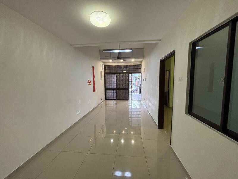 For Sale - Taman Molek 1.5 Storey Terrace Renovated For Sale