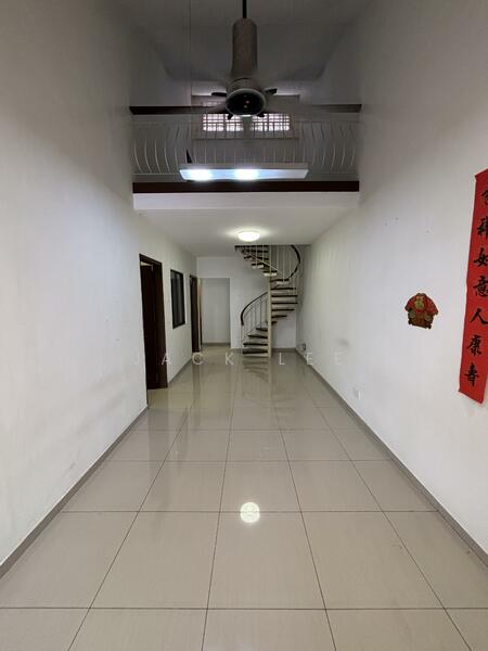 For Sale - Taman Molek 1.5 Storey Terrace Renovated For Sale