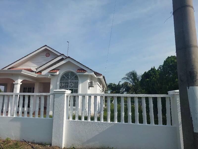 Untuk Dijual - Pantai Sepang Putra