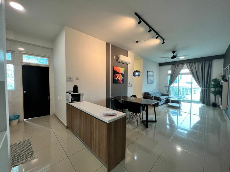 Untuk Dijual - Twin Galaxy (Dwi Galaksi)