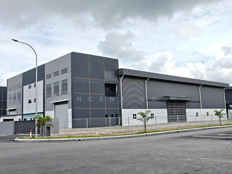 Untuk Disewa - KIIP Cluster Factory Banting Kuala Langat